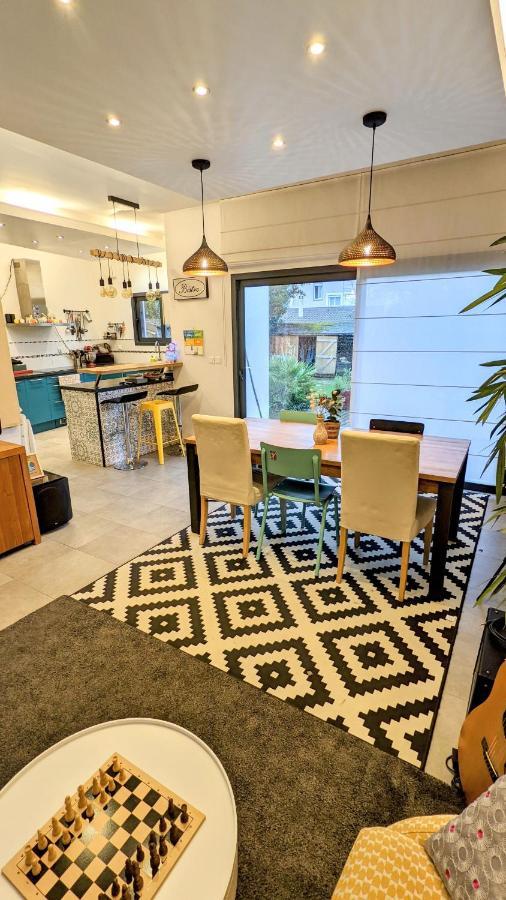 Chambres D'Hotes "Les Trois Loupiots" Chanteloup En Brie Ngoại thất bức ảnh
